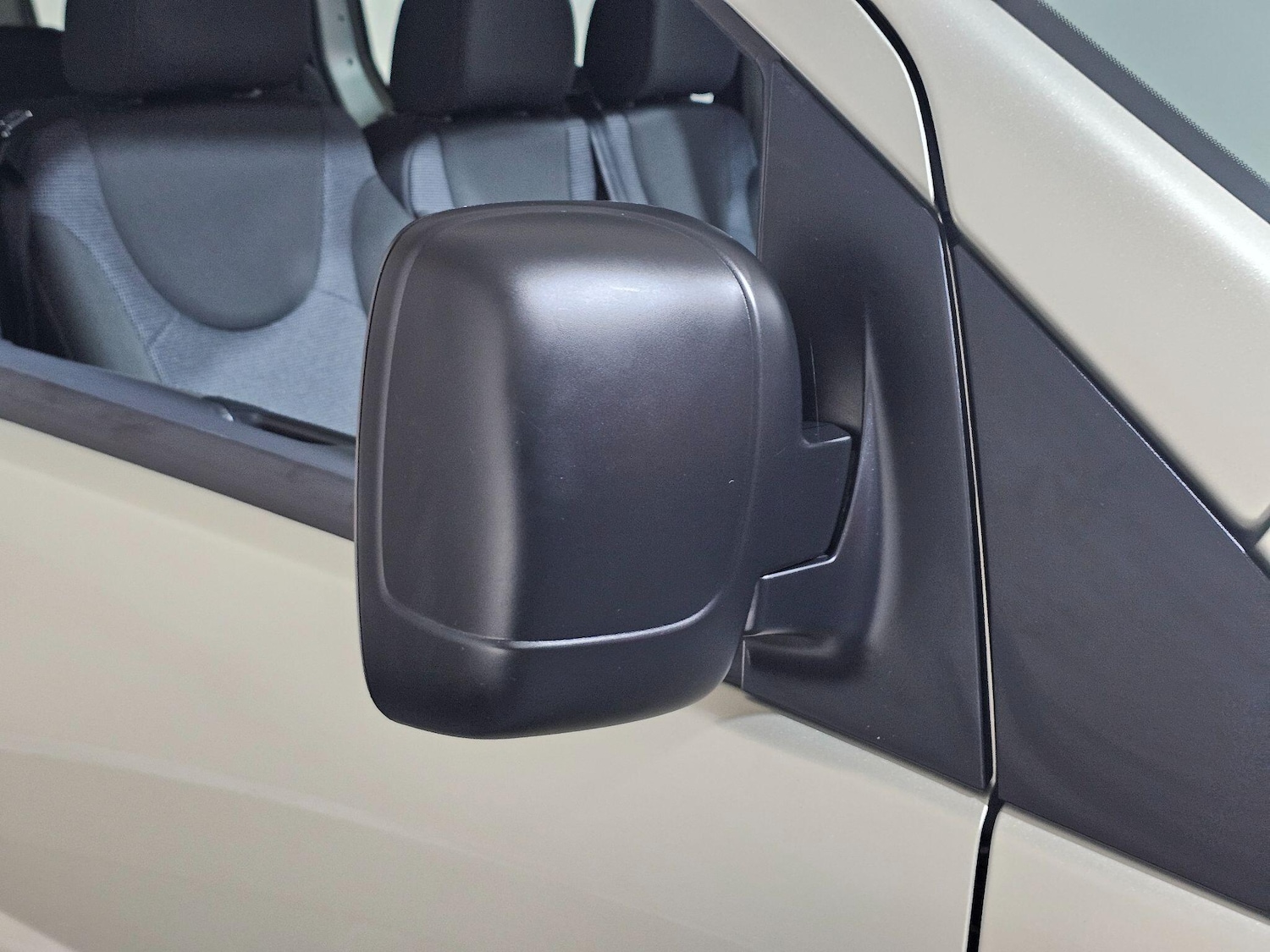 Used Peugeot Expert Tepee 2012 for sale - 76689482: Photo 15