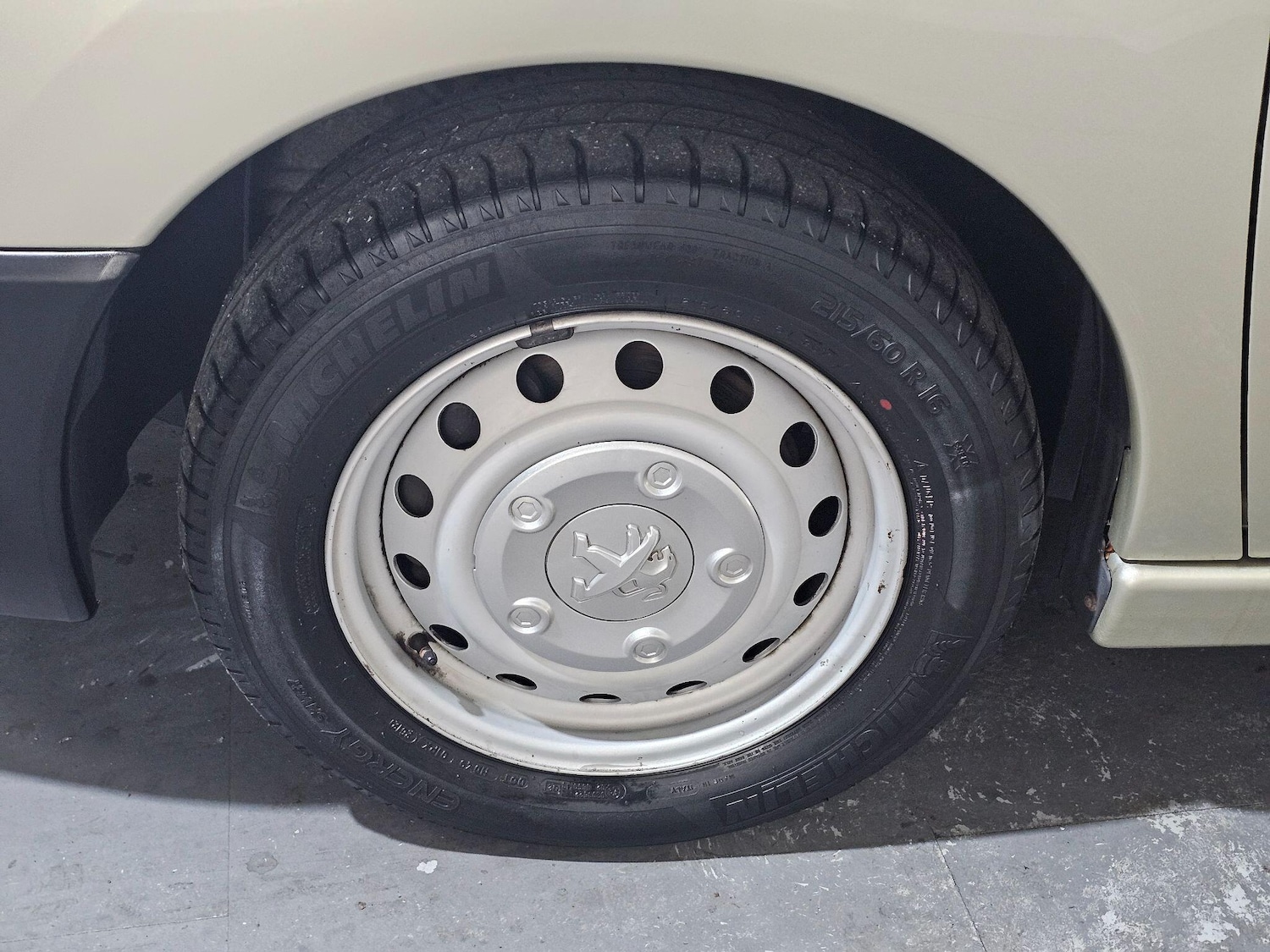 Used Peugeot Expert Tepee 2012 for sale - 76689482: Photo 18