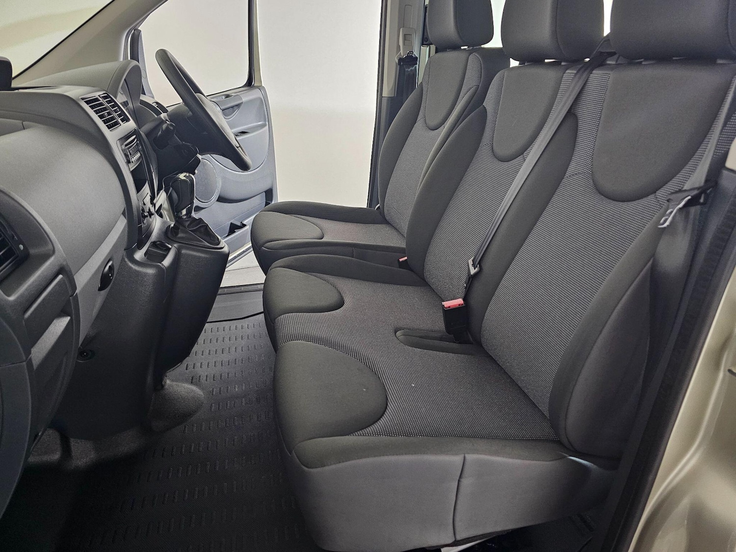 Used Peugeot Expert Tepee 2012 for sale - 76689482: Photo 25