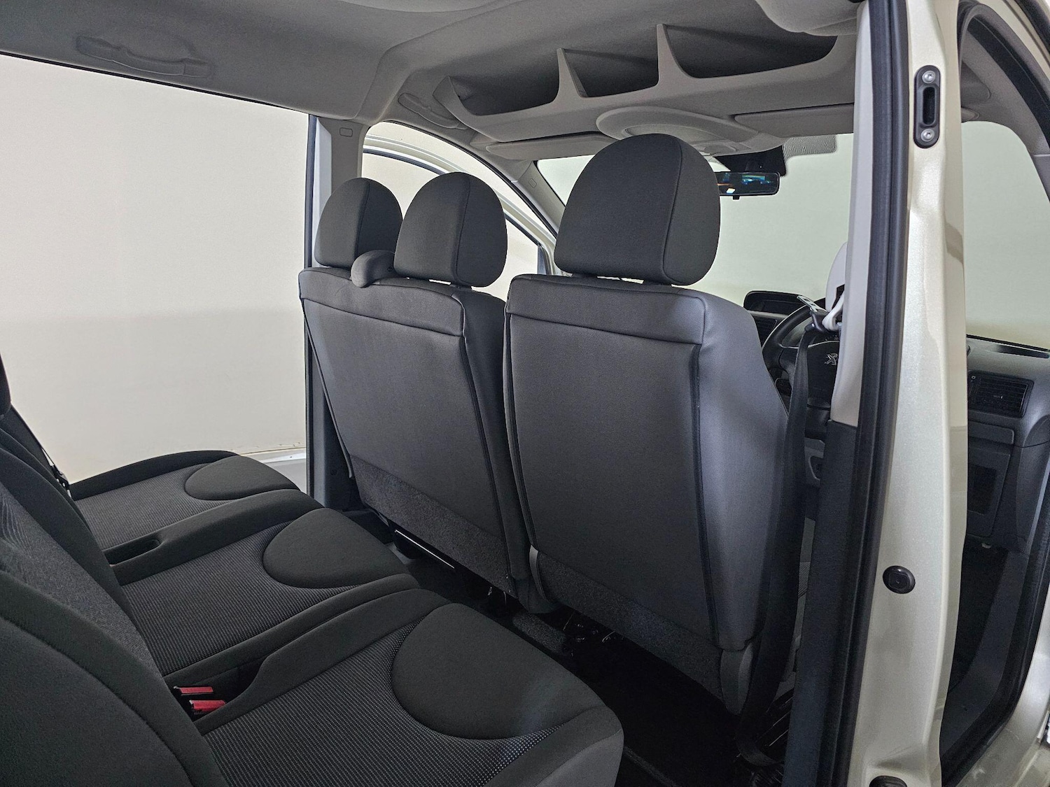 Used Peugeot Expert Tepee 2012 for sale - 76689482: Photo 26