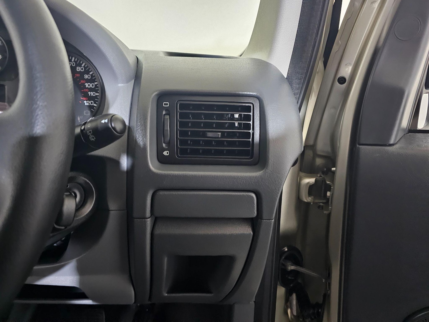 Used Peugeot Expert Tepee 2012 for sale - 76689482: Photo 40