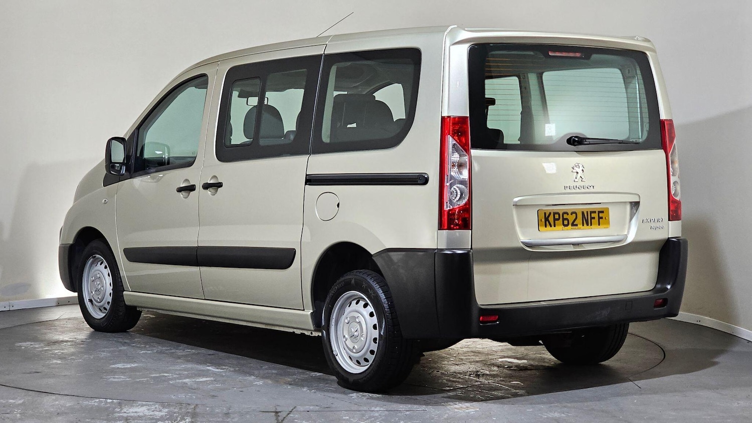 Used Peugeot Expert Tepee 2012 for sale - 76689482: Photo 9