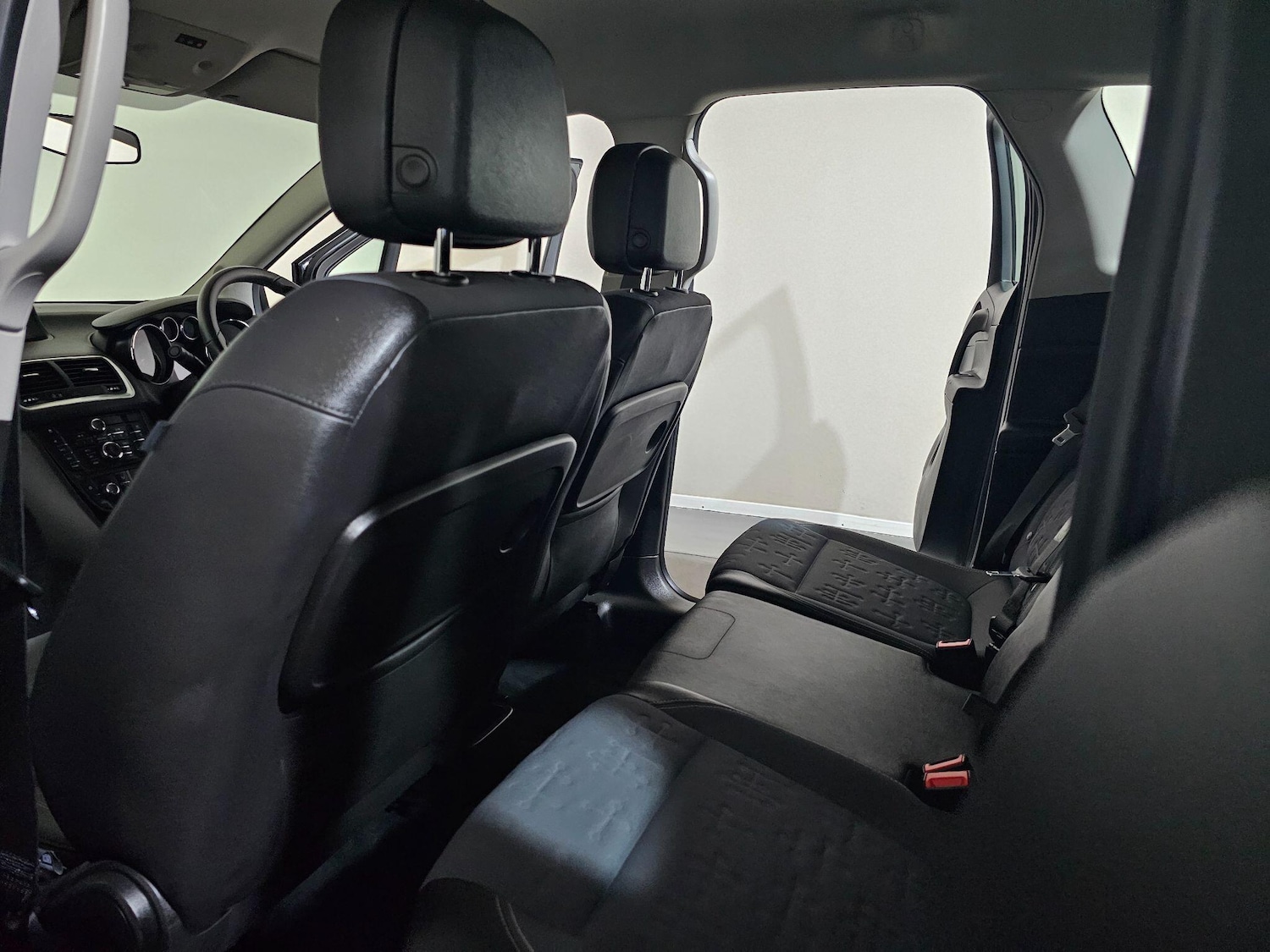 Used Vauxhall Meriva 2017 for sale - 77067277: Photo 30