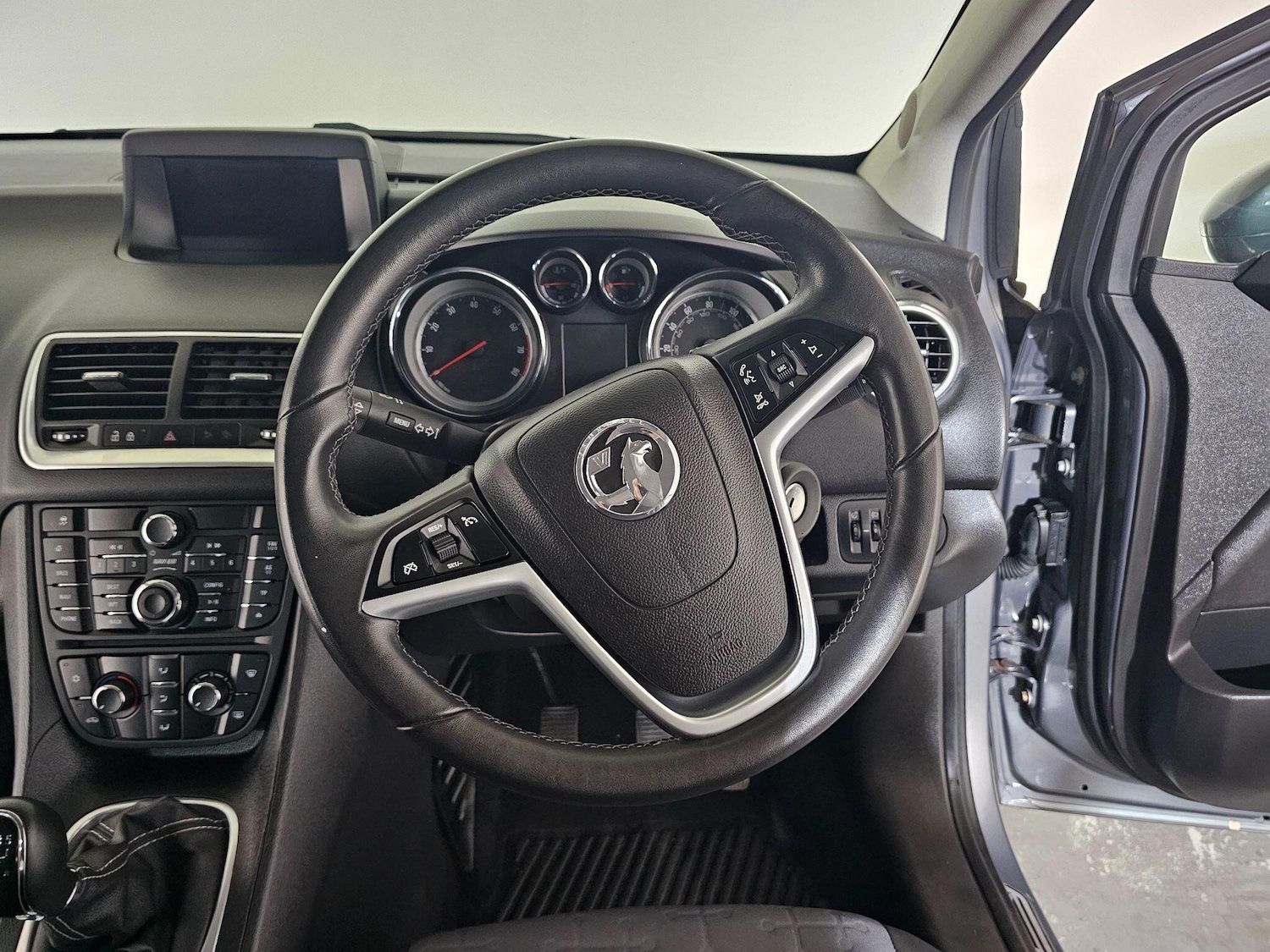 Used Vauxhall Meriva 2017 for sale - 77067277: Photo 34