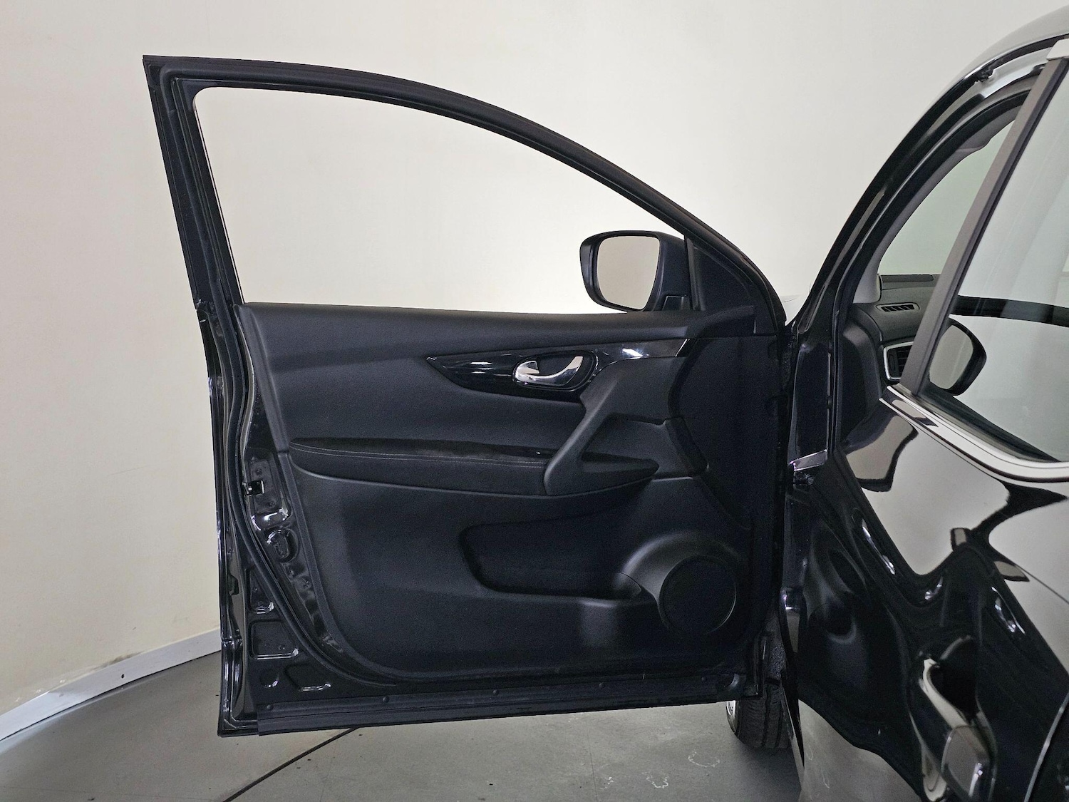 Used Nissan Qashqai 2018 for sale - 76408909: Photo 23