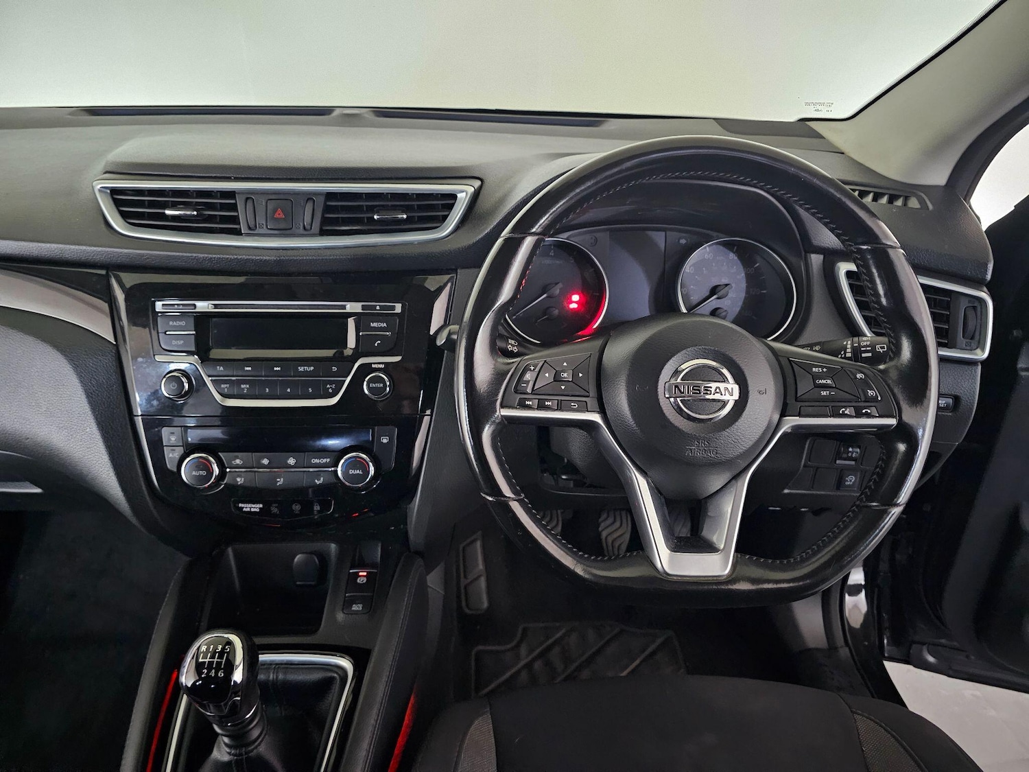 Used Nissan Qashqai 2018 for sale - 76408909: Photo 33