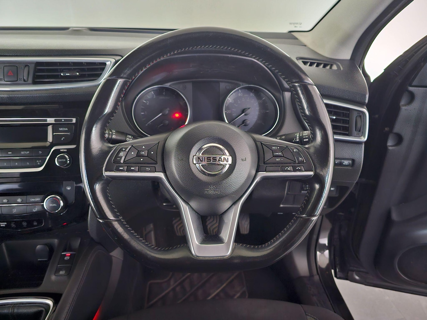 Used Nissan Qashqai 2018 for sale - 76408909: Photo 34