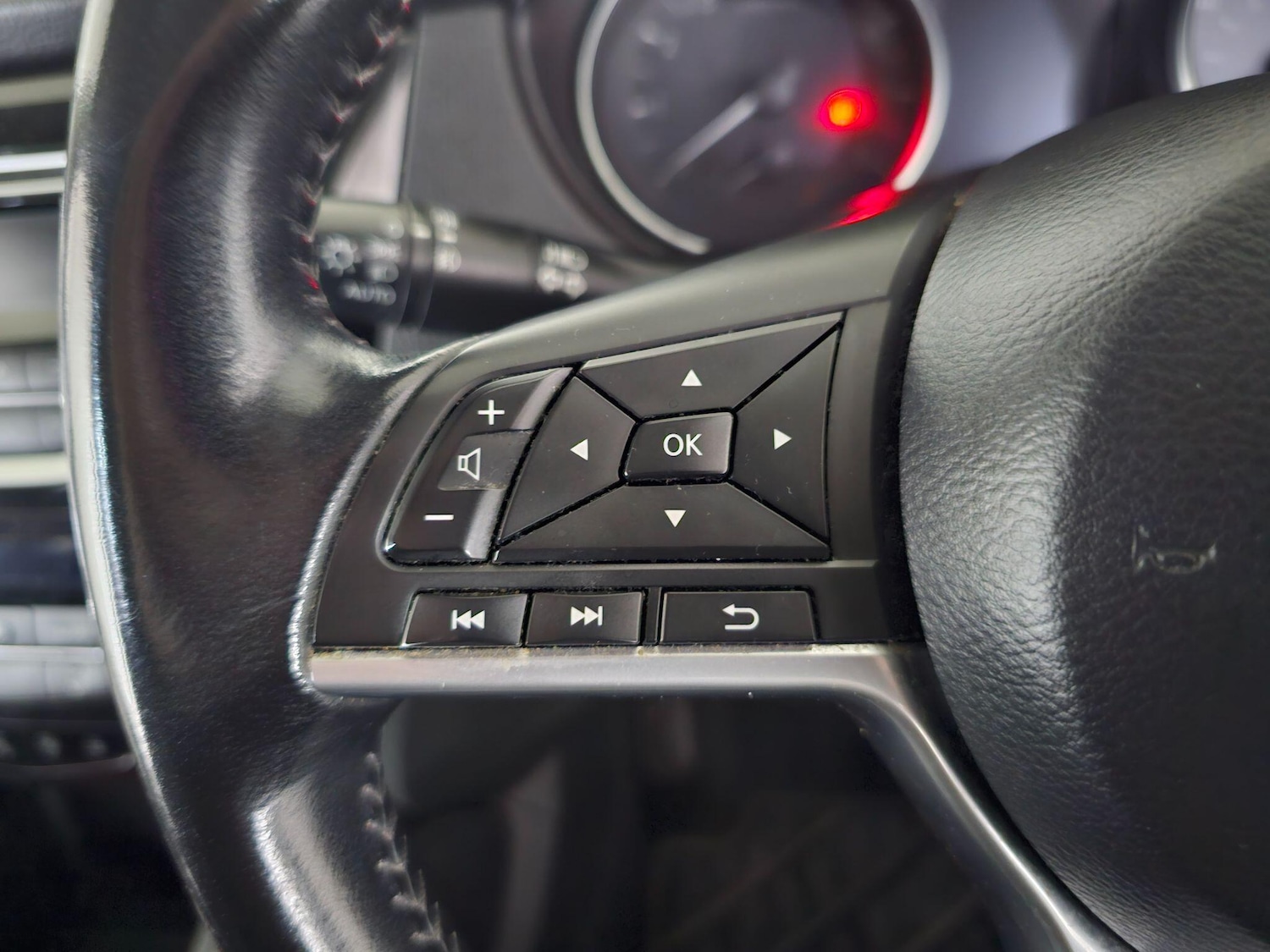 Used Nissan Qashqai 2018 for sale - 76408909: Photo 35