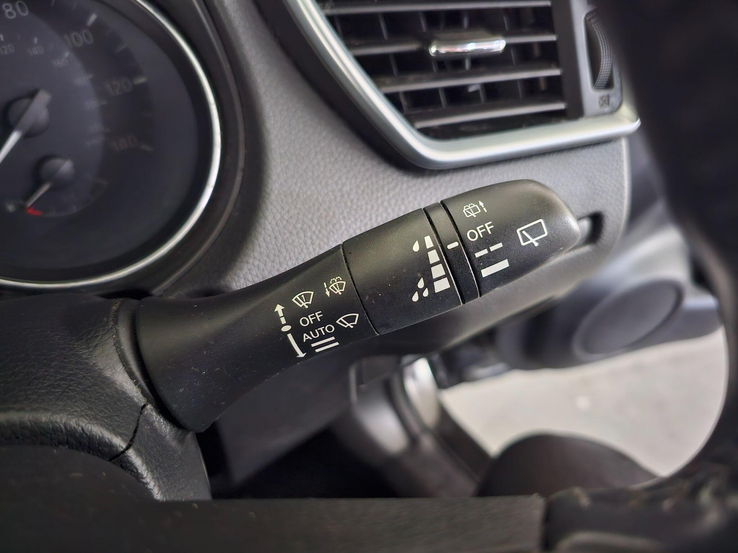 Used Nissan Qashqai 2018 for sale - 76408909: Photo 37