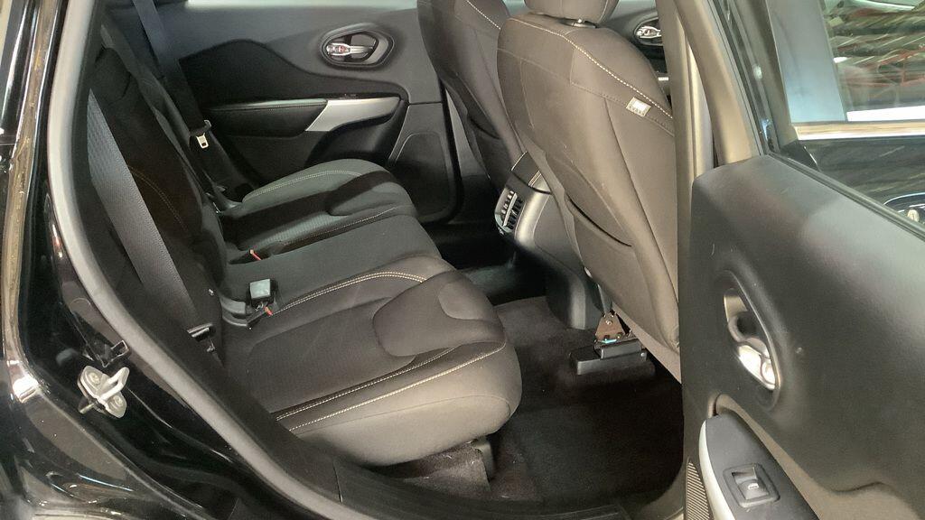 Used Jeep Cherokee 2018 for sale - 77174396: Photo 8