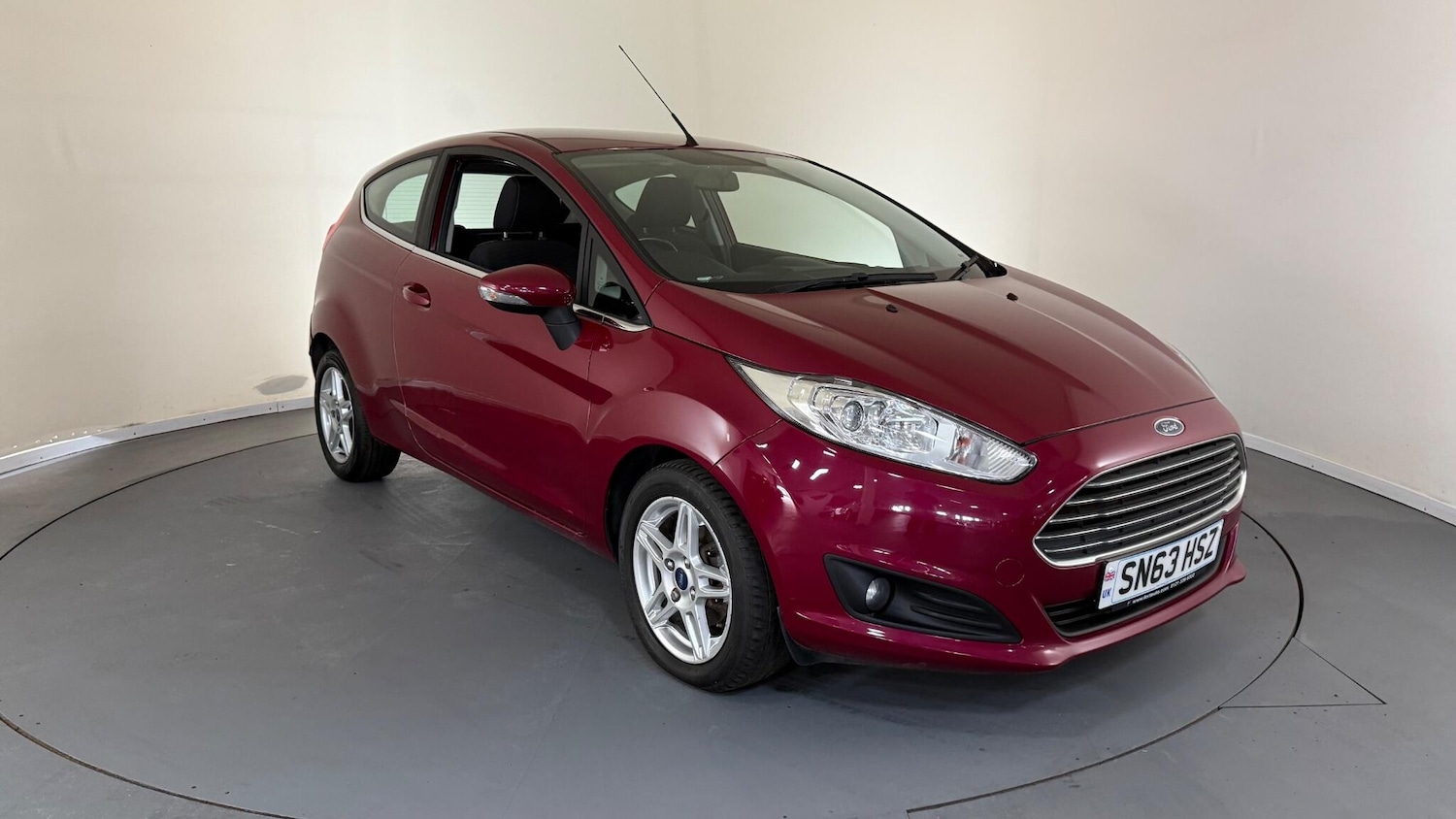 Used Ford Fiesta 2013 for sale - 76409058: Photo 1