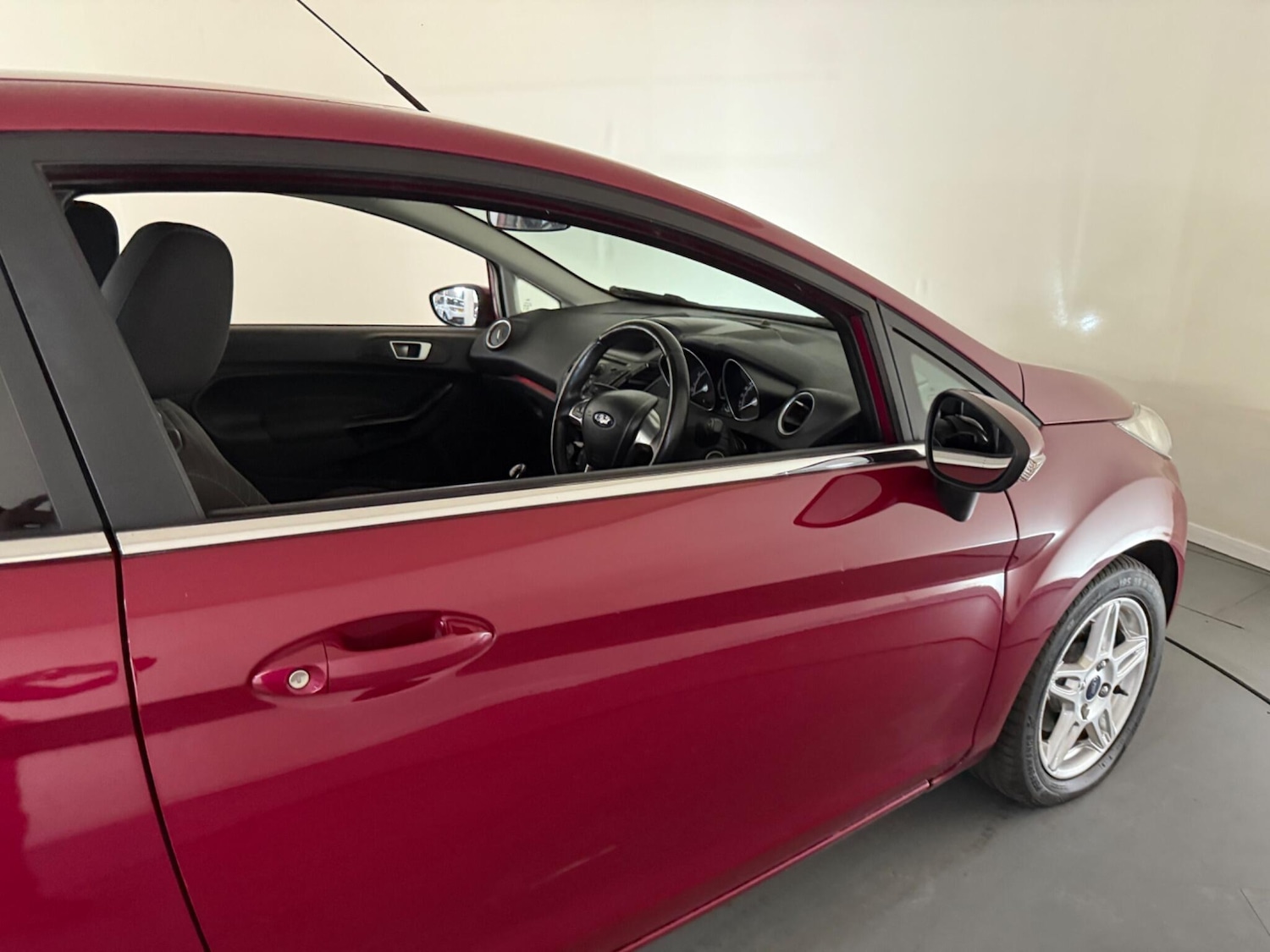 Used Ford Fiesta 2013 for sale - 76409058: Photo 15