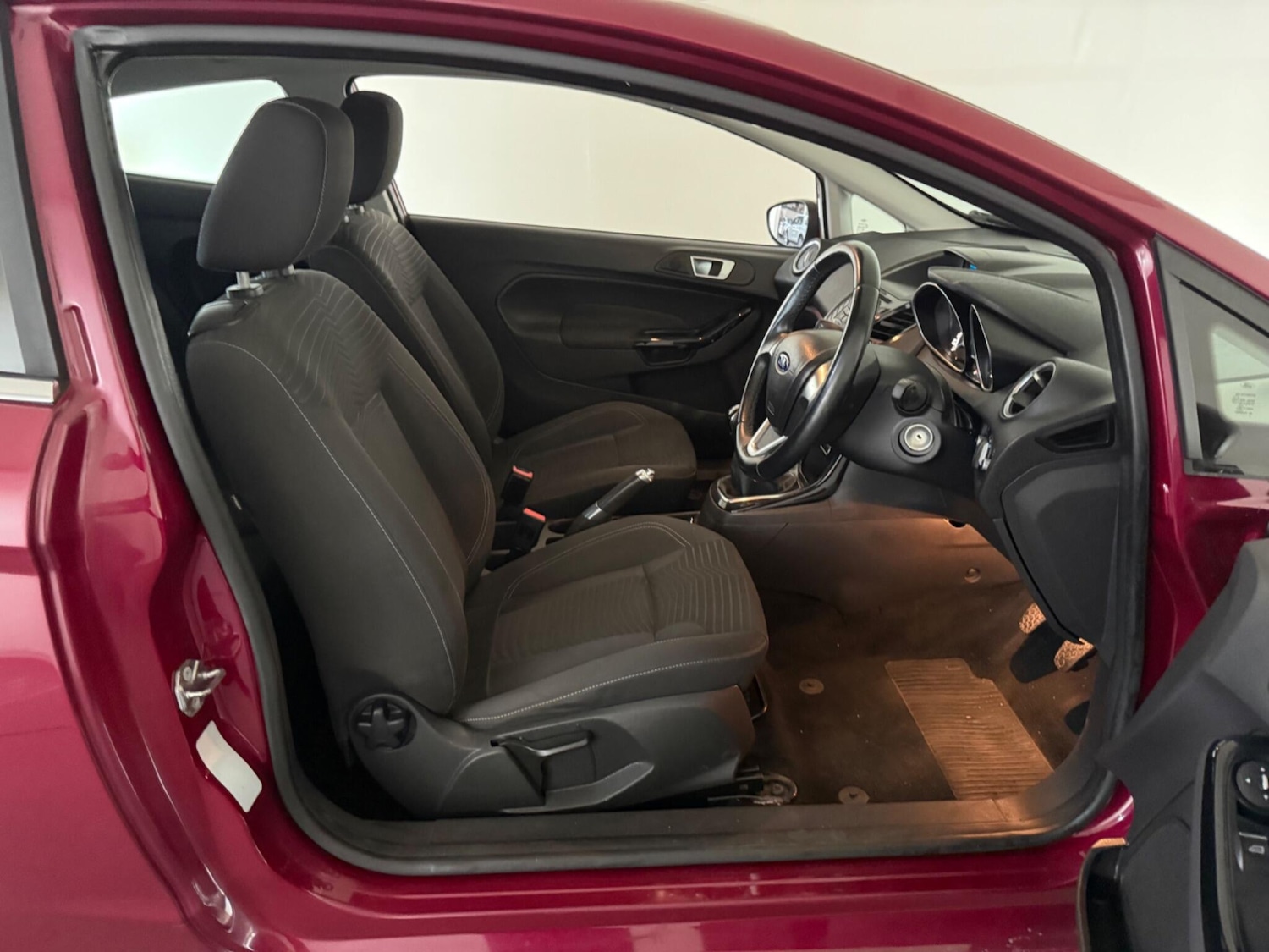 Used Ford Fiesta 2013 for sale - 76409058: Photo 21