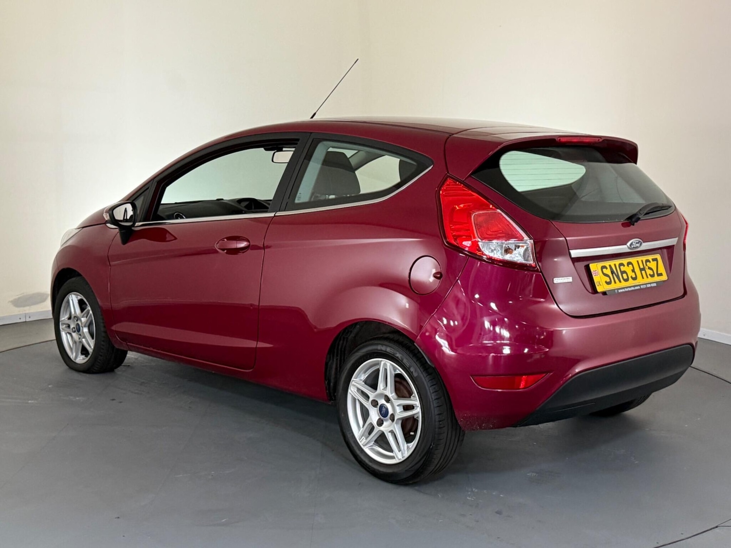Used Ford Fiesta 2013 for sale - 76409058: Photo 5