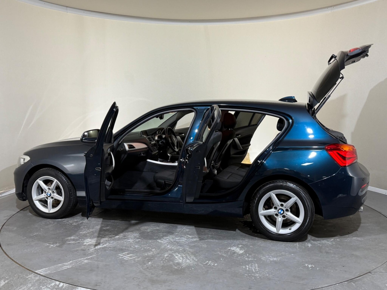 Used BMW 1 Series 2016 for sale - 76898992: Photo 11