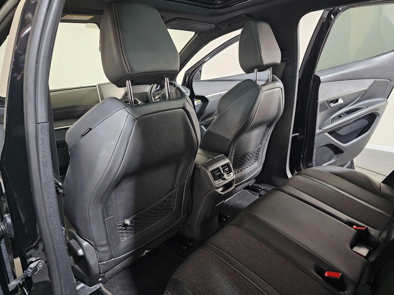 Used Peugeot 3008 2018 for sale - 76585524: Photo 18