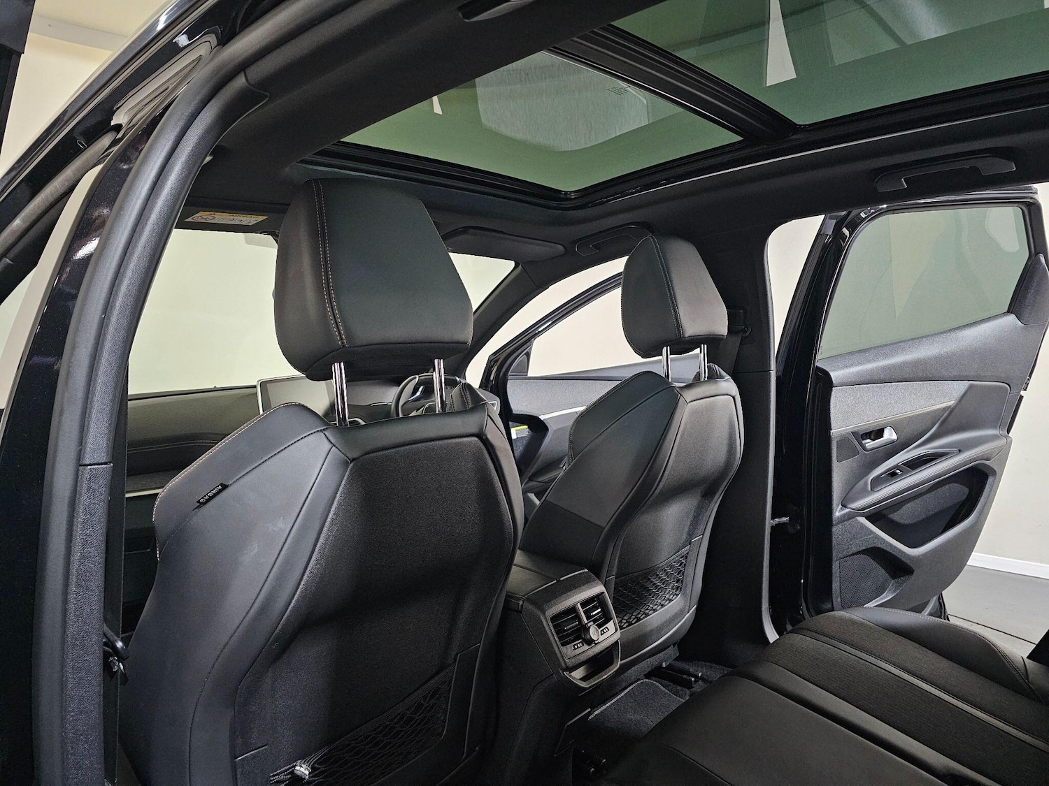 Used Peugeot 3008 2018 for sale - 76585524: Photo 19