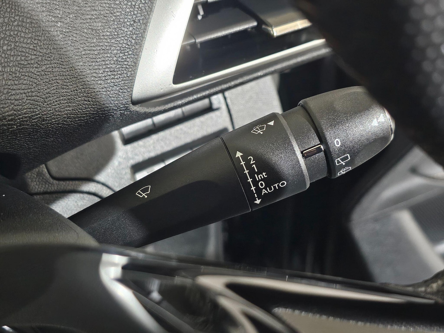 Used Peugeot 3008 2018 for sale - 76585524: Photo 23