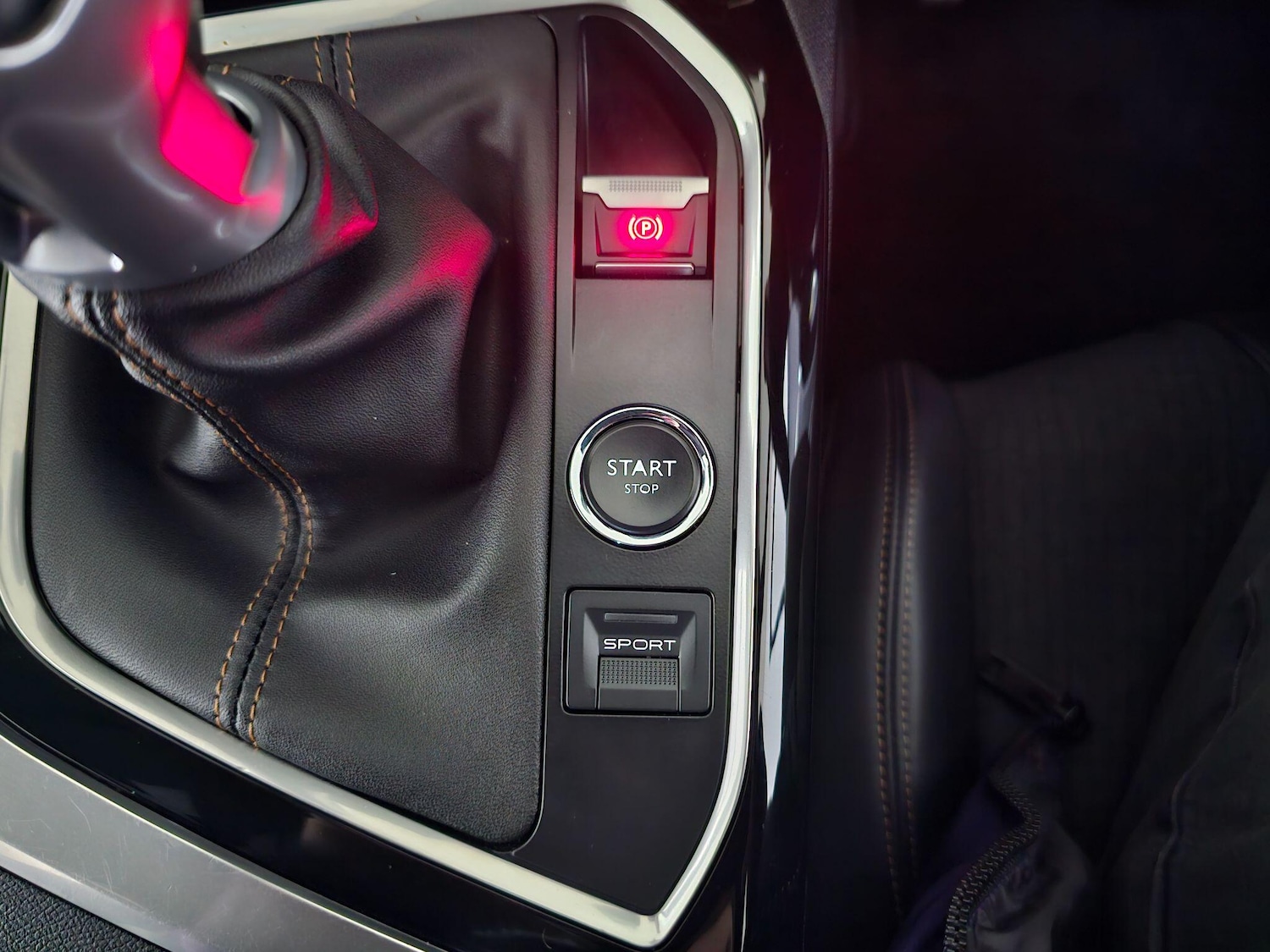 Used Peugeot 3008 2018 for sale - 76585524: Photo 24