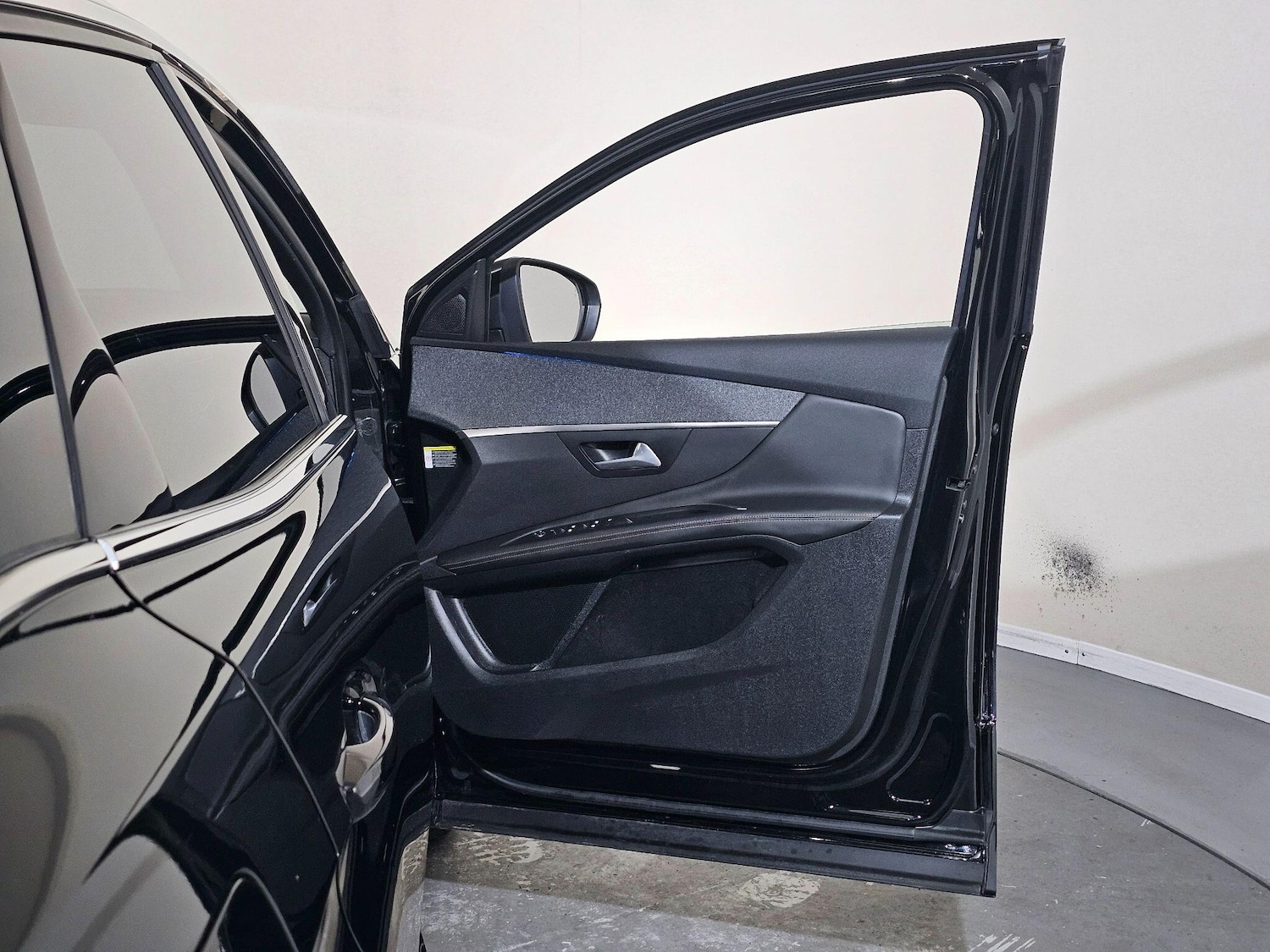 Used Peugeot 3008 2018 for sale - 76585524: Photo 27