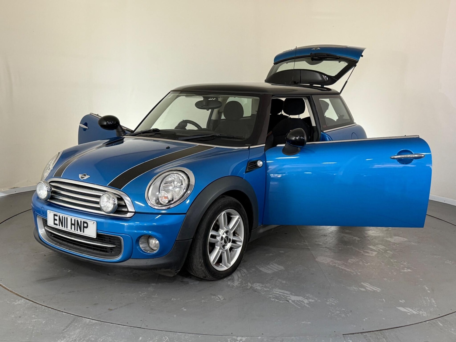 Used MINI Hatch 2011 for sale - 76409045: Photo 10