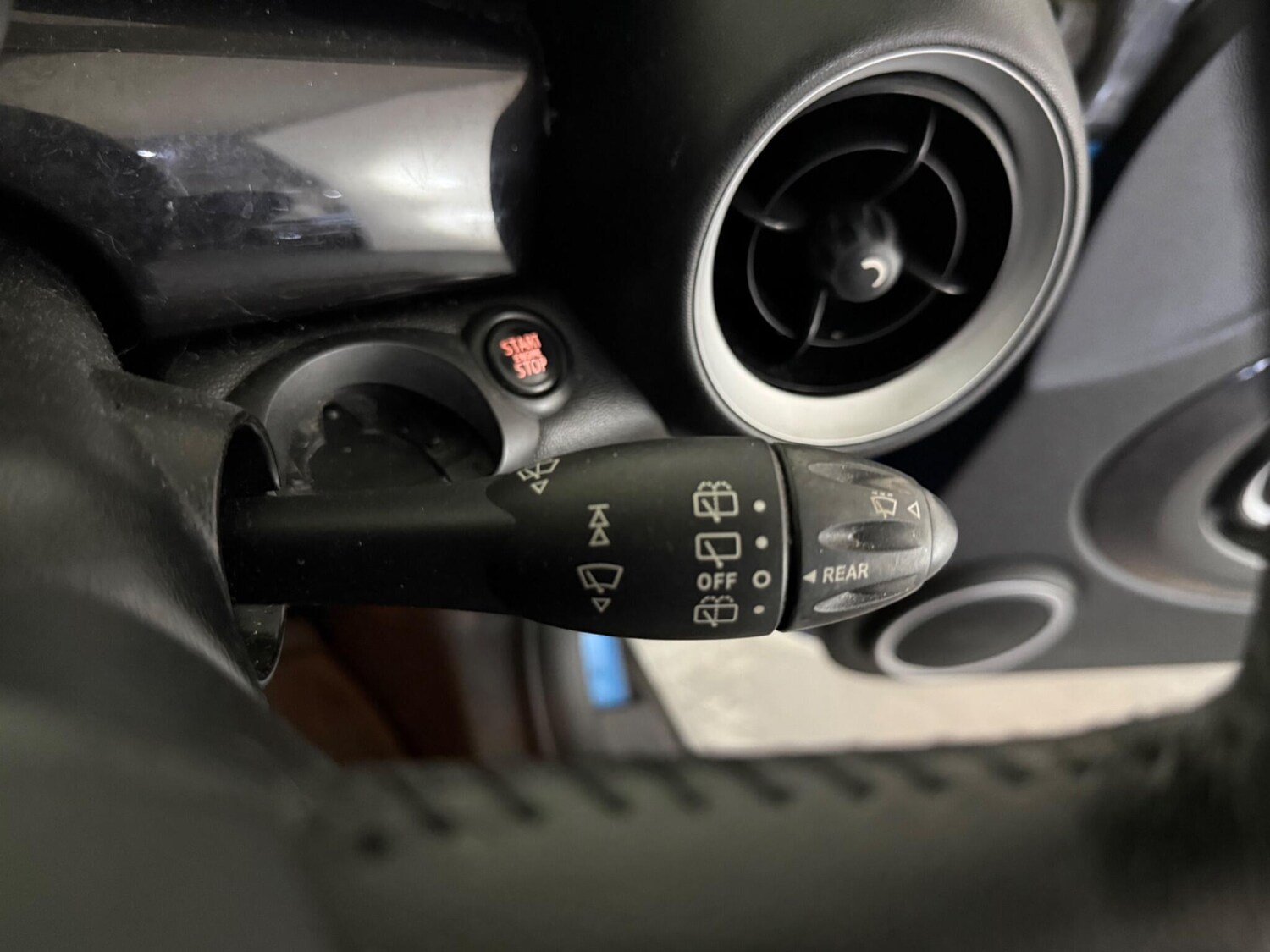 Used MINI Hatch 2011 for sale - 76409045: Photo 28