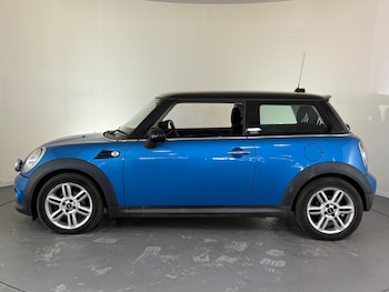 Used MINI Hatch 2011 for sale - 76409045: Photo