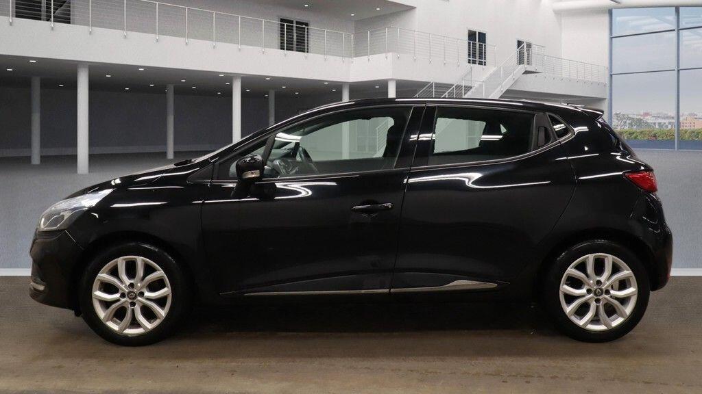 Used Renault Clio 2017 for sale - 77174391: Photo 9