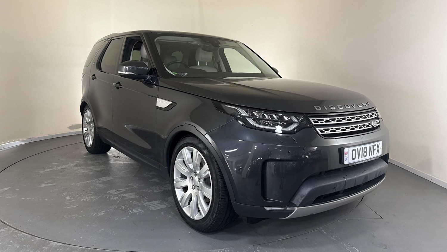 Used Land Rover Discovery 2018 for sale - 76408961: Photo 1