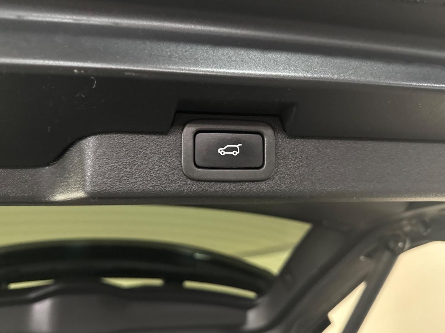 Used Land Rover Discovery 2018 for sale - 76408961: Photo 13