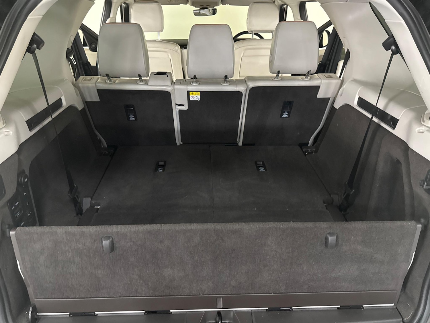 Used Land Rover Discovery 2018 for sale - 76408961: Photo 14