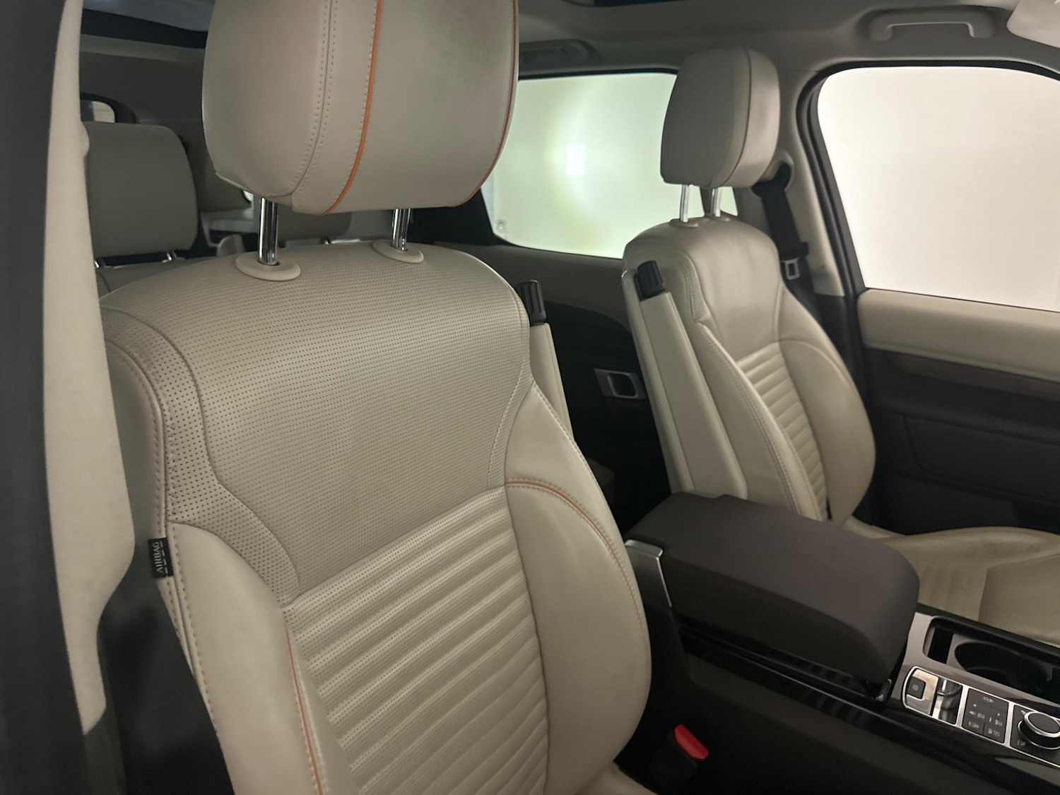 Used Land Rover Discovery 2018 for sale - 76408961: Photo 24