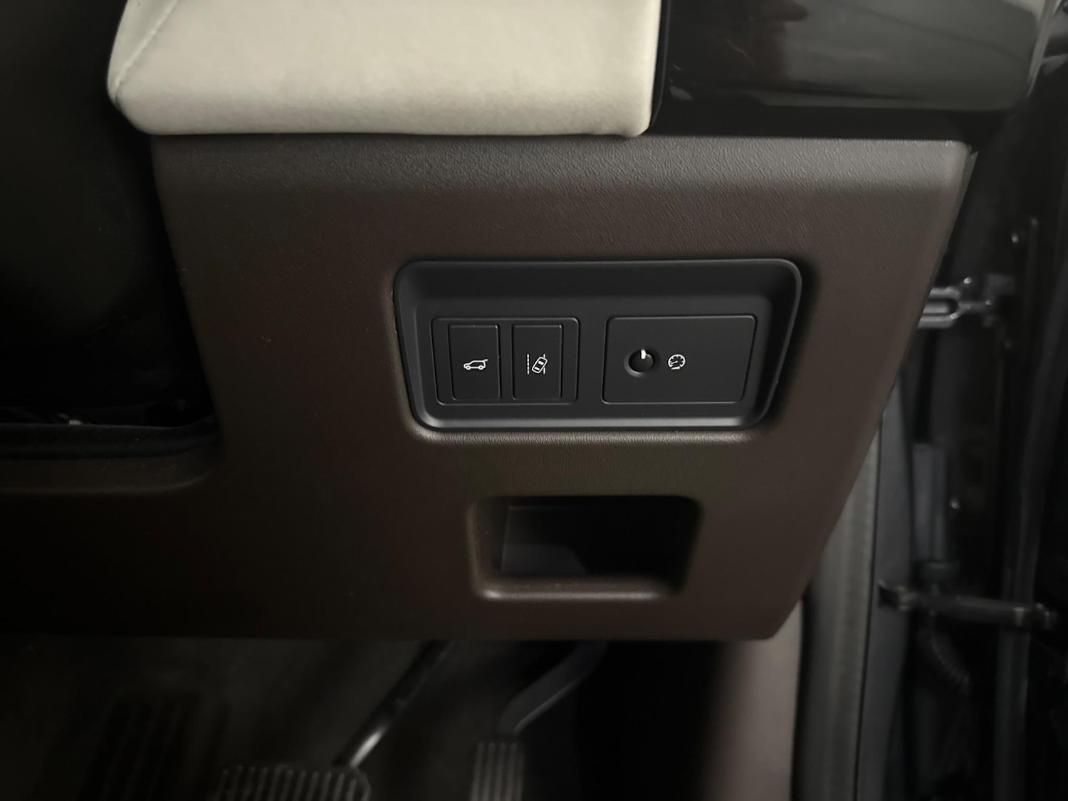 Used Land Rover Discovery 2018 for sale - 76408961: Photo 27