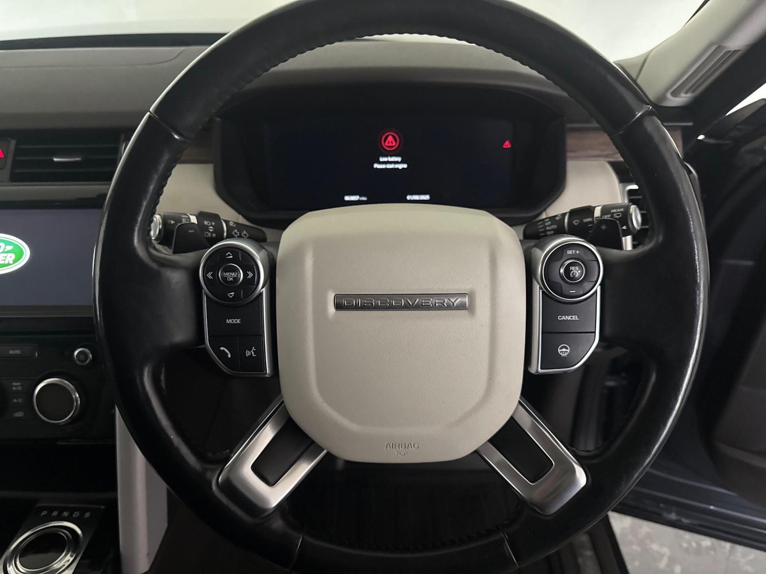 Used Land Rover Discovery 2018 for sale - 76408961: Photo 28