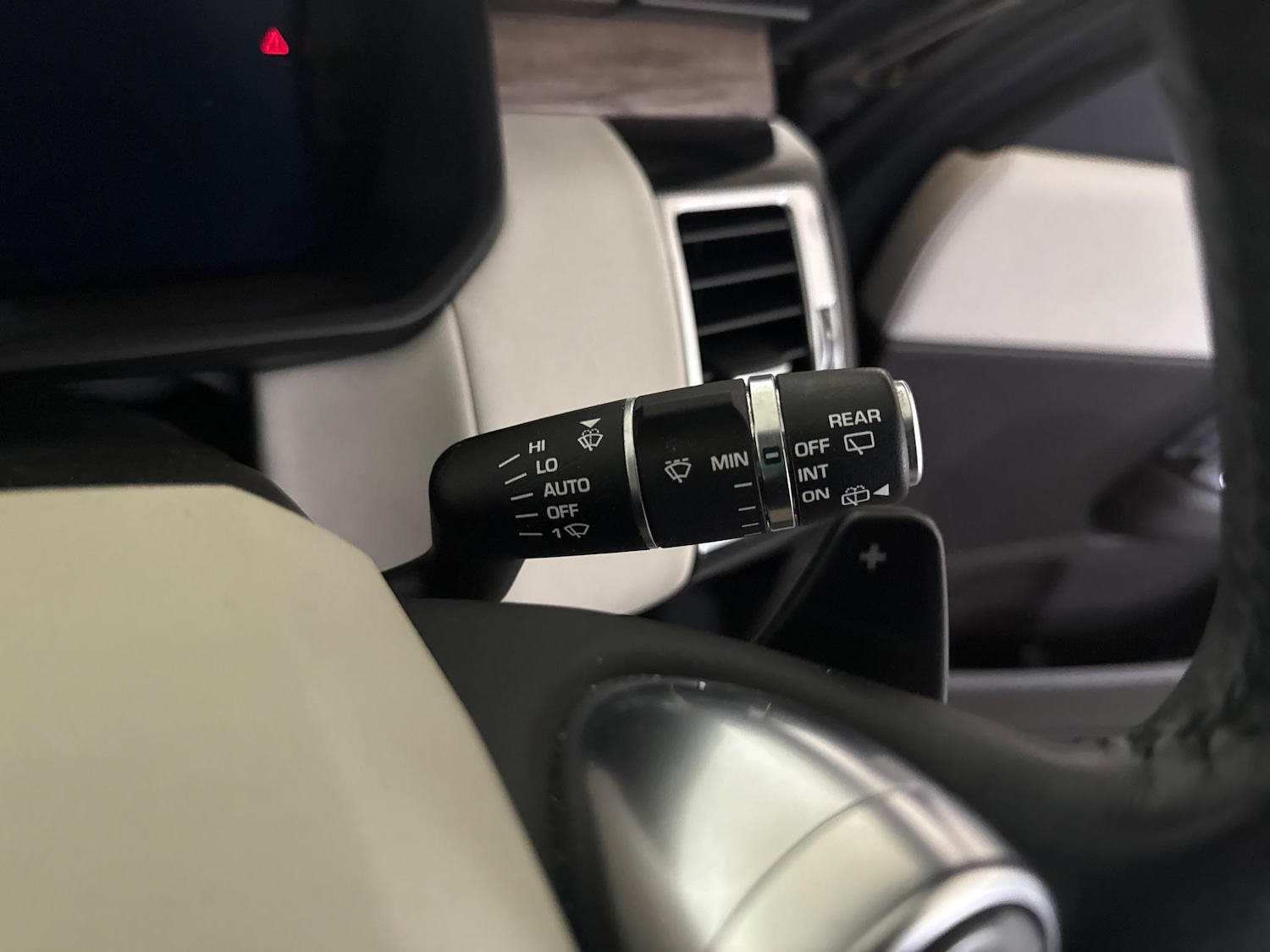 Used Land Rover Discovery 2018 for sale - 76408961: Photo 30