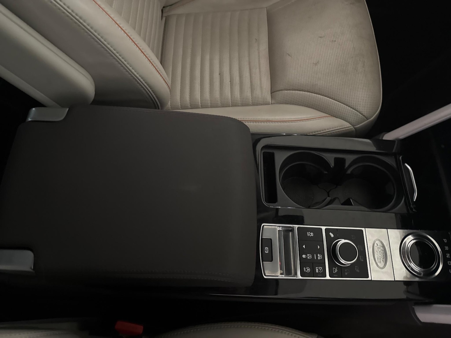 Used Land Rover Discovery 2018 for sale - 76408961: Photo 34