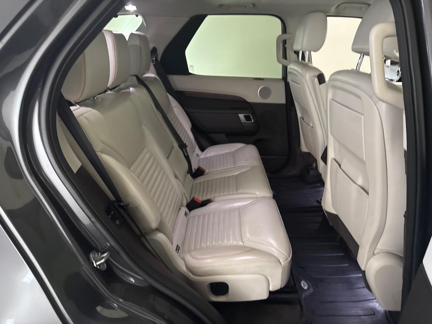 Used Land Rover Discovery 2018 for sale - 76408961: Photo 46