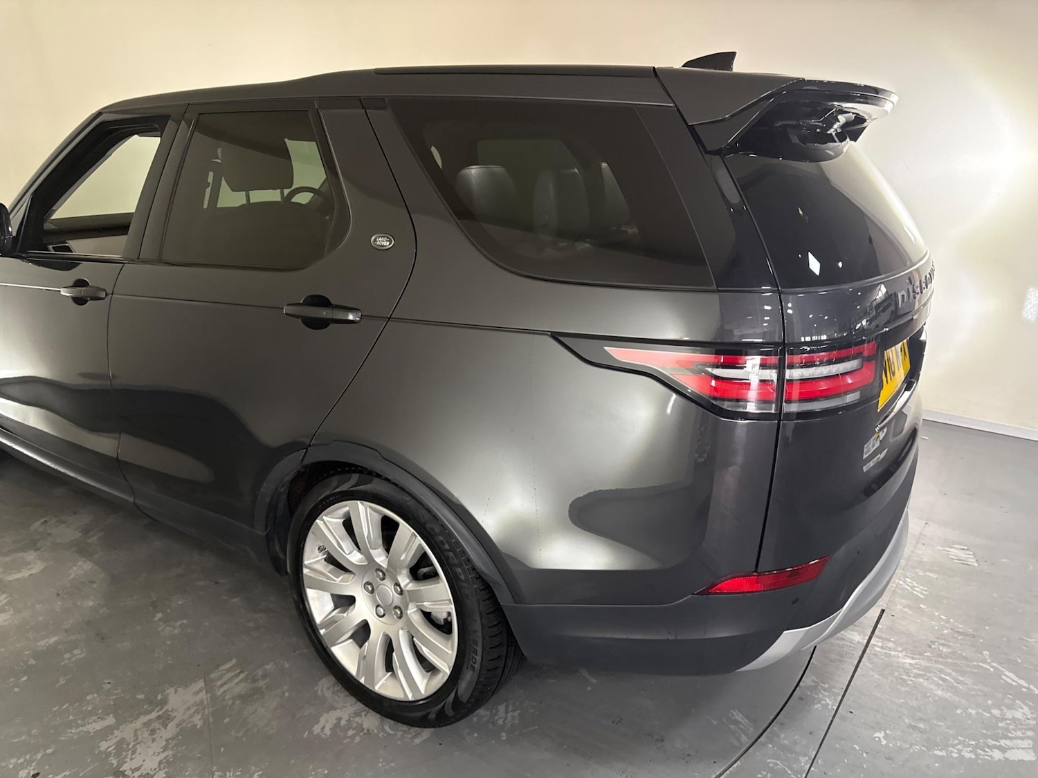 Used Land Rover Discovery 2018 for sale - 76408961: Photo 53