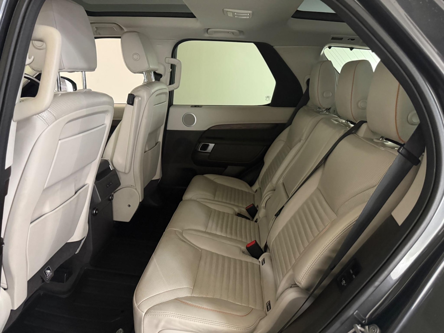 Used Land Rover Discovery 2018 for sale - 76408961: Photo 59