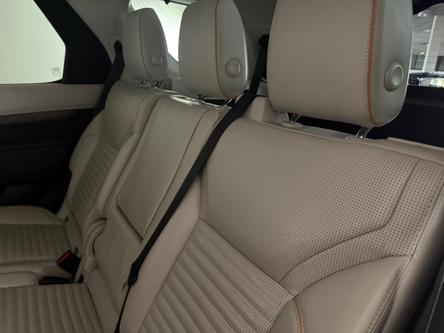 Used Land Rover Discovery 2018 for sale - 76408961: Photo 61