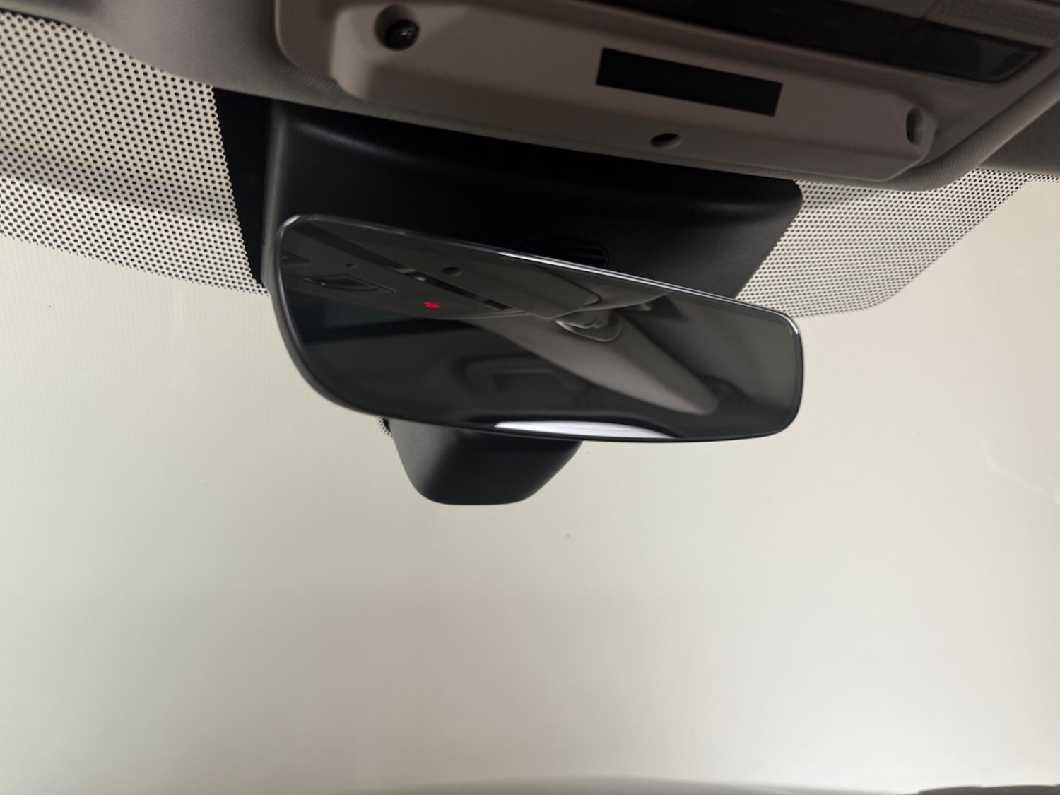 Used Land Rover Discovery 2018 for sale - 76408961: Photo 69