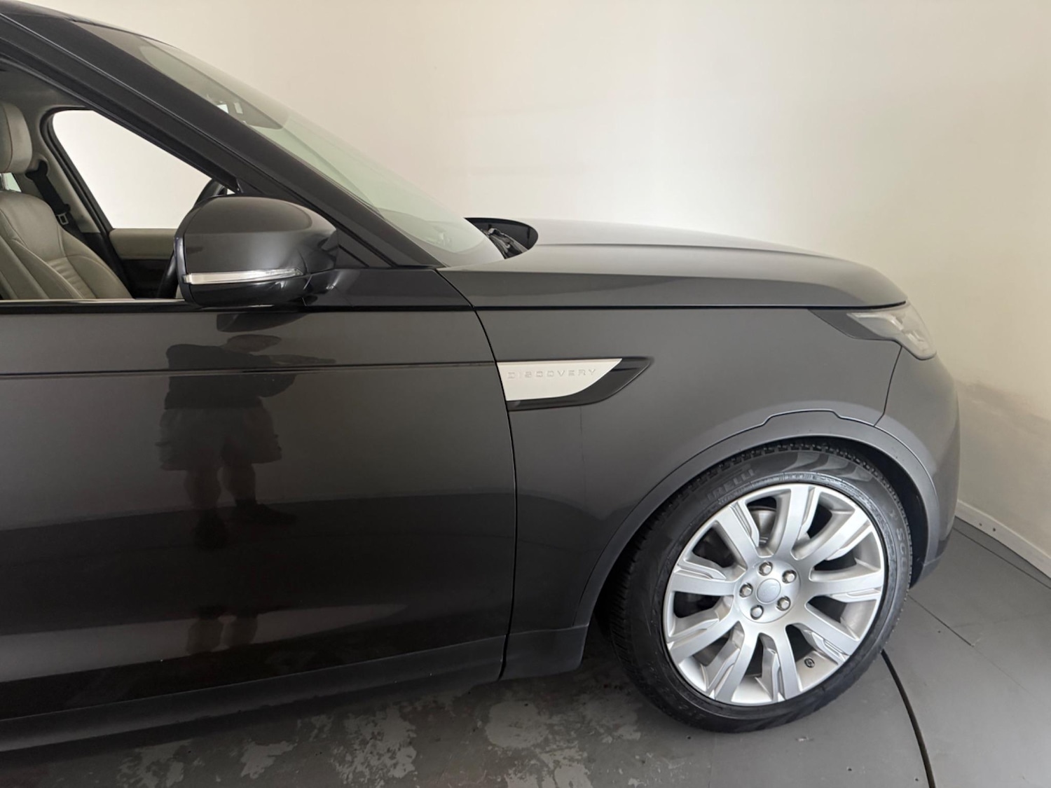 Used Land Rover Discovery 2018 for sale - 76408961: Photo 76