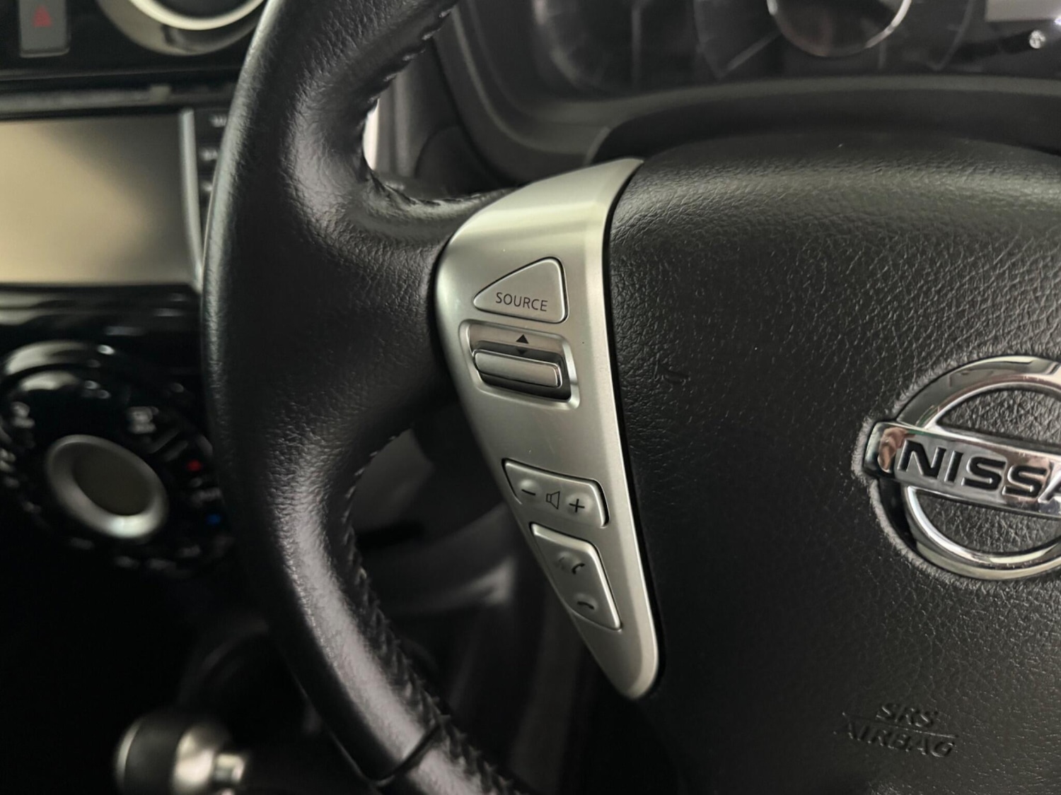 Used Nissan Note 2014 for sale - 76408785: Photo 27