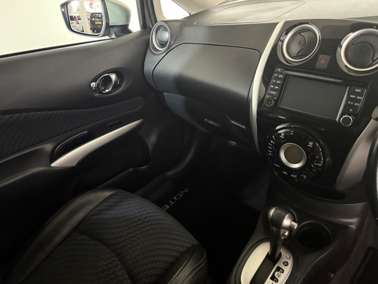 Used Nissan Note 2014 for sale - 76408785: Photo 30