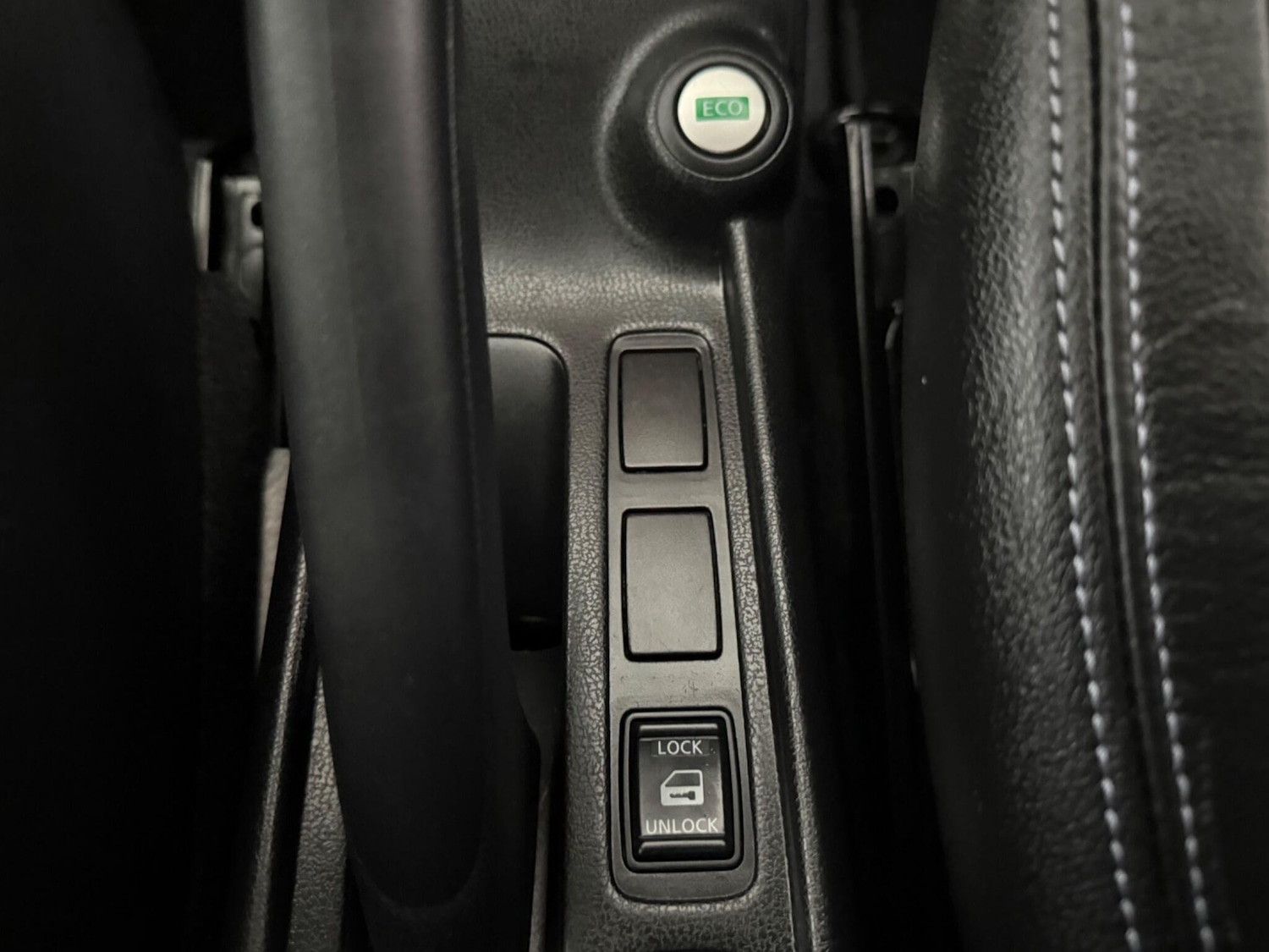 Used Nissan Note 2014 for sale - 76408785: Photo 39