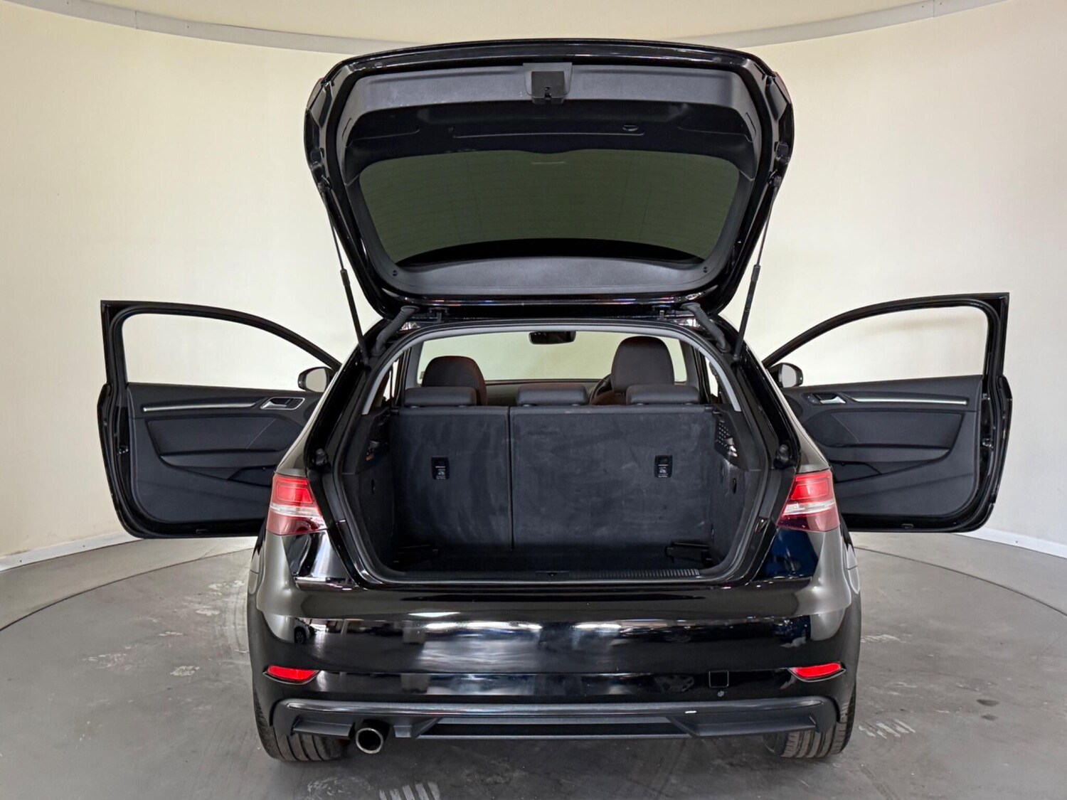 Used Audi A3 2016 for sale - 76359936: Photo 13