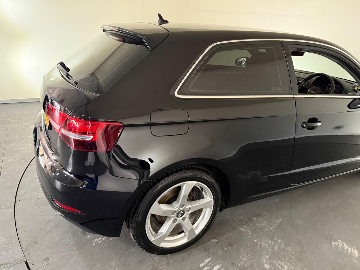 Used Audi A3 2016 for sale - 76359936: Photo 16