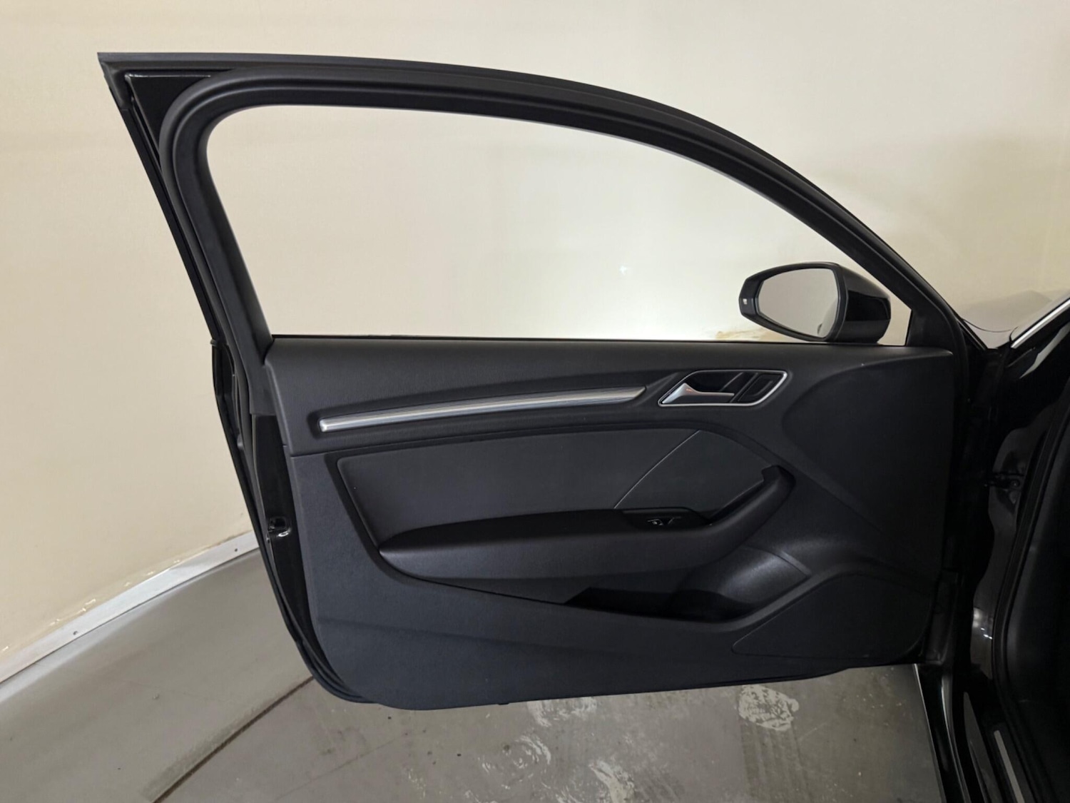 Used Audi A3 2016 for sale - 76359936: Photo 56