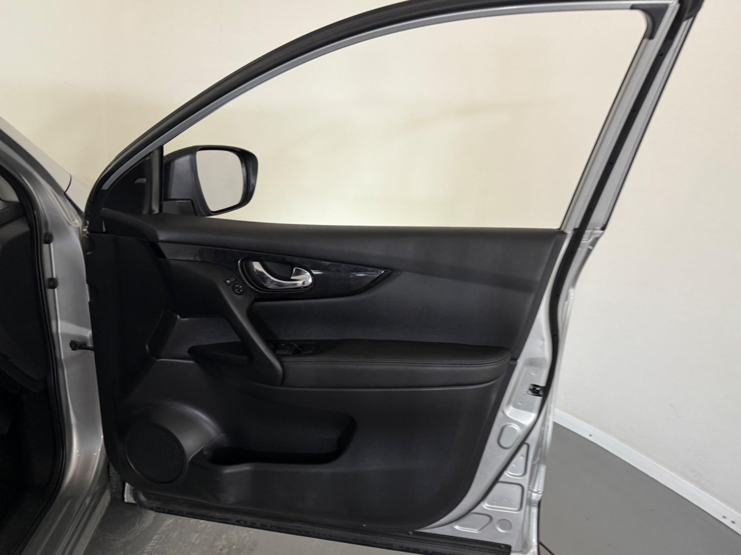 Used Nissan Qashqai 2015 for sale - 76408433: Photo 20