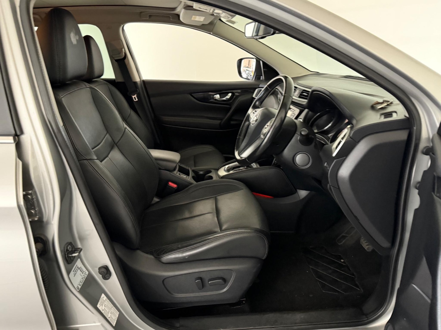 Used Nissan Qashqai 2015 for sale - 76408433: Photo 22